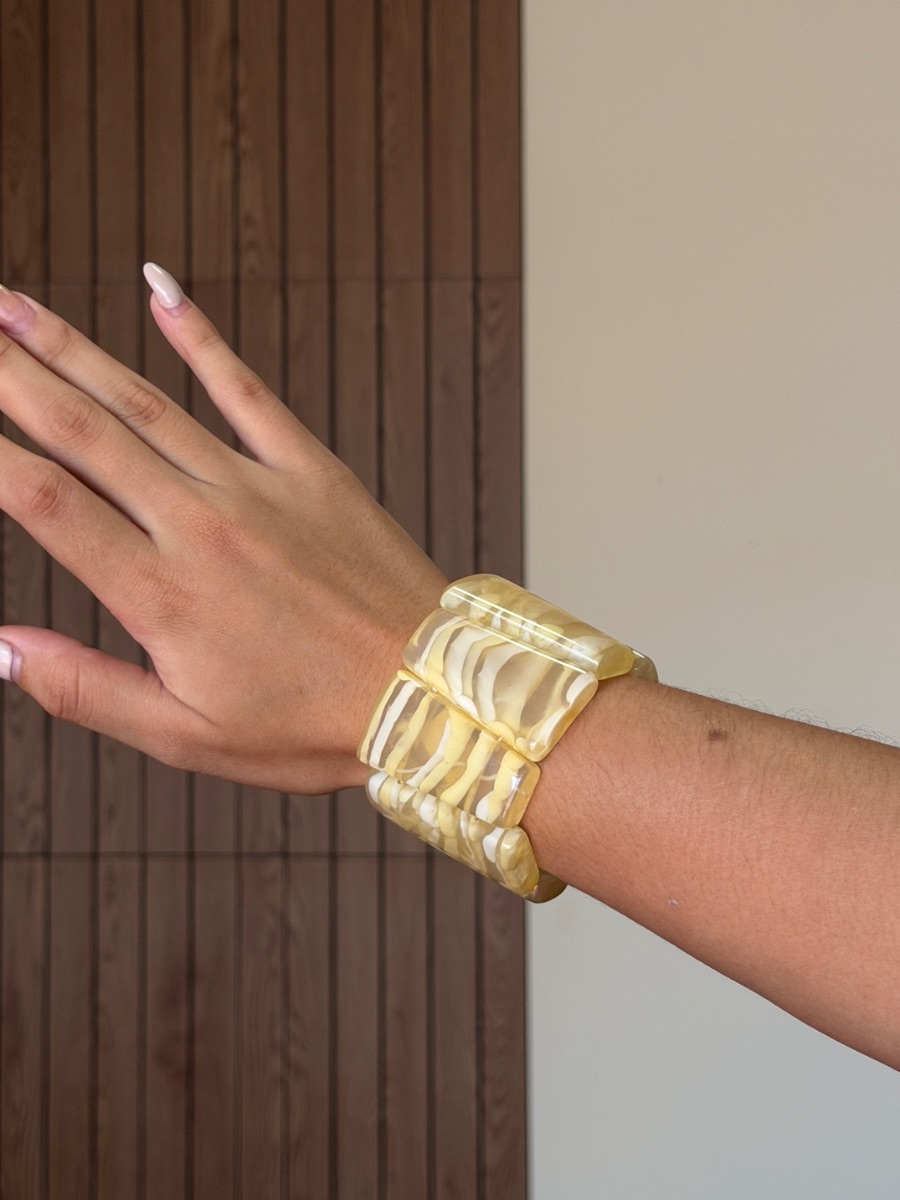 Pulsera marmoleada amarilla