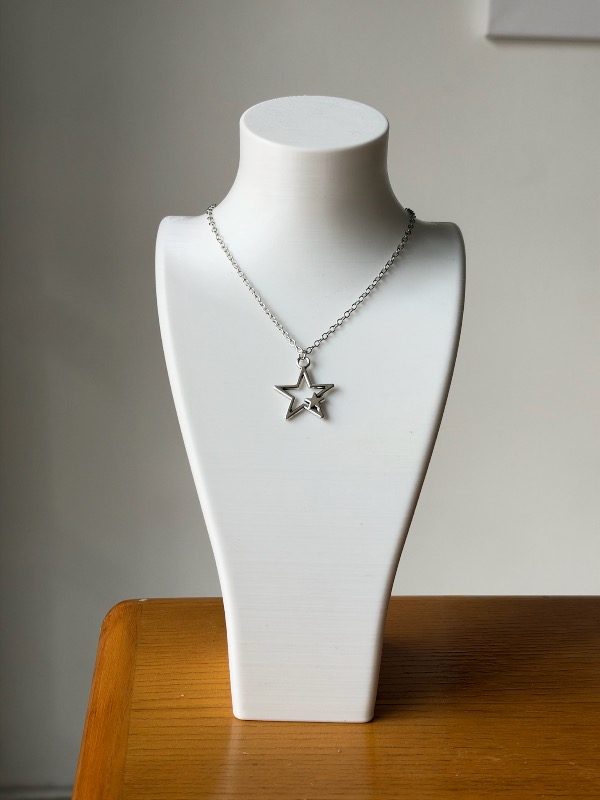 Collar dije estrella plateado