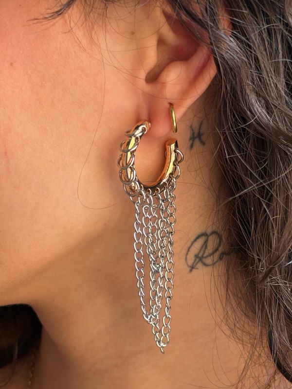 Zarcillos dorado y plateado cadenas