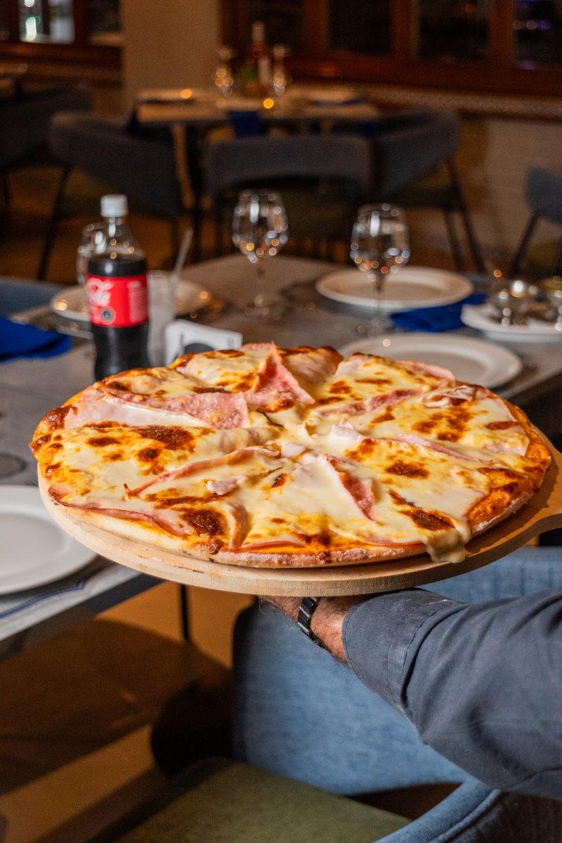 PIZZA MARGARITA CON JAMÓN