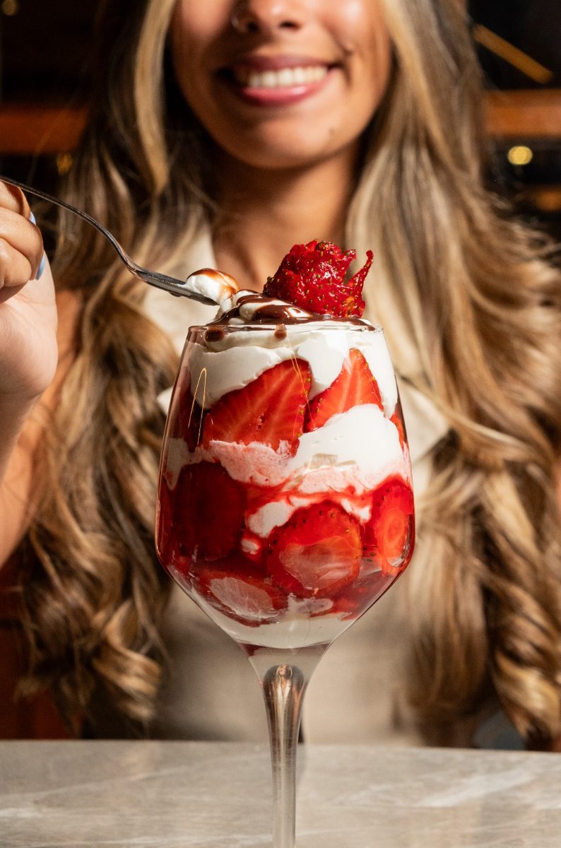 FRESAS CON CREMA