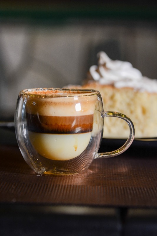 CAFÉ BOMBÓN